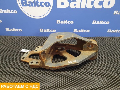 Кронштейн крепления передней рессоры левый