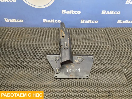 Кронштейн насоса системы AdBlue
